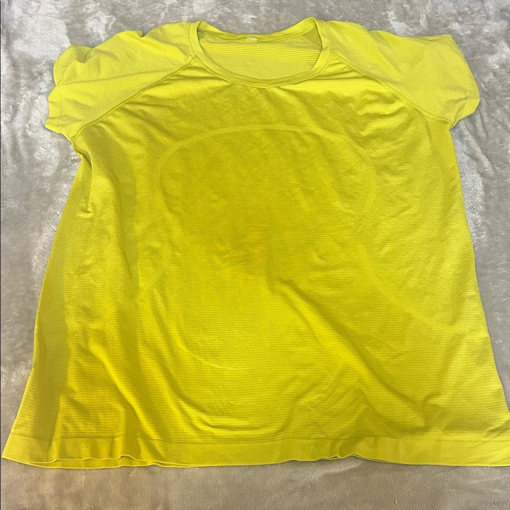 Lululemon swiftly short sleeve tee